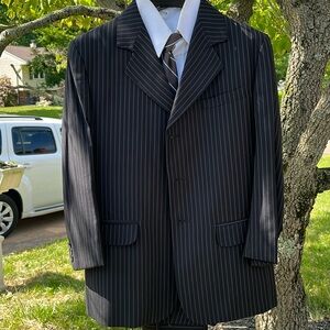 Boys suit size 14